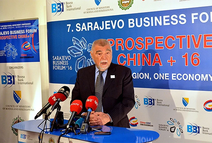 Mesić: Kome pada na pamet da pravi treću Jugoslaviju?