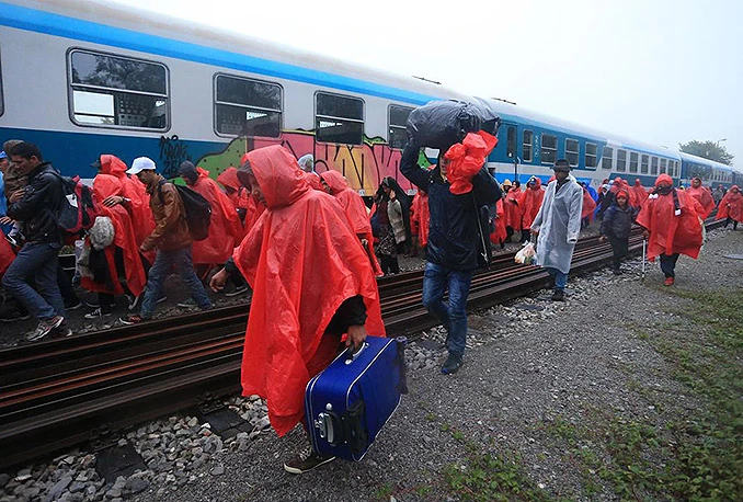 Prva grupa izbjeglica iz Italije i Grčke za relokaciju u Sloveniji kasni