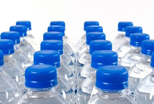 Gazirana pića više nisu popularna: Coca Cola i Pepsi proizvode vodu