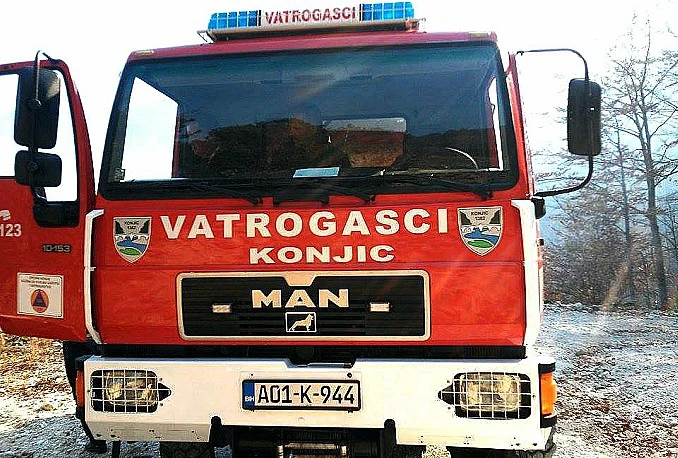 Konjic: Vatrogasci gasili šumski požar
