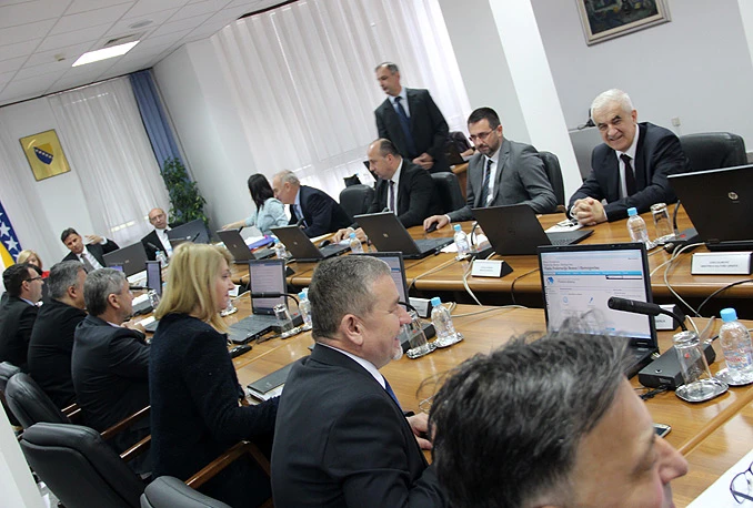 Federalna vlada i dalje fleksibilna: Plaćanje poreznih dugova u ratama