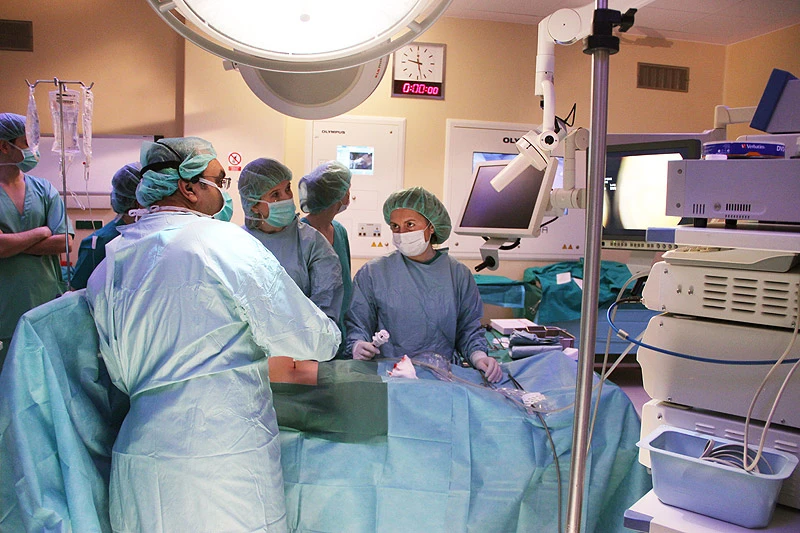 Pametni skalpel umjesto doktora vidi zdravo i bolesno tkivo