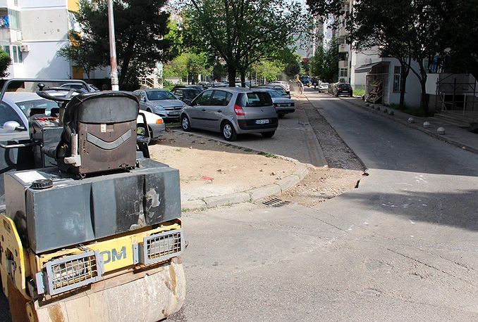 Radovi u Omladinskoj: Čekajući lijepo vrijeme, dočekali nevrijeme?!