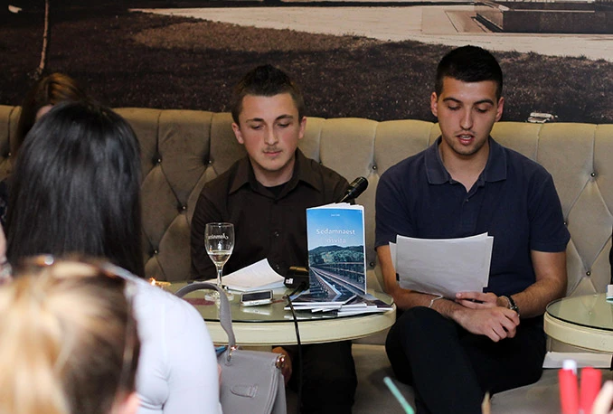 Mostarski studenti 'servirali' čašicu prekrasnih stihova
