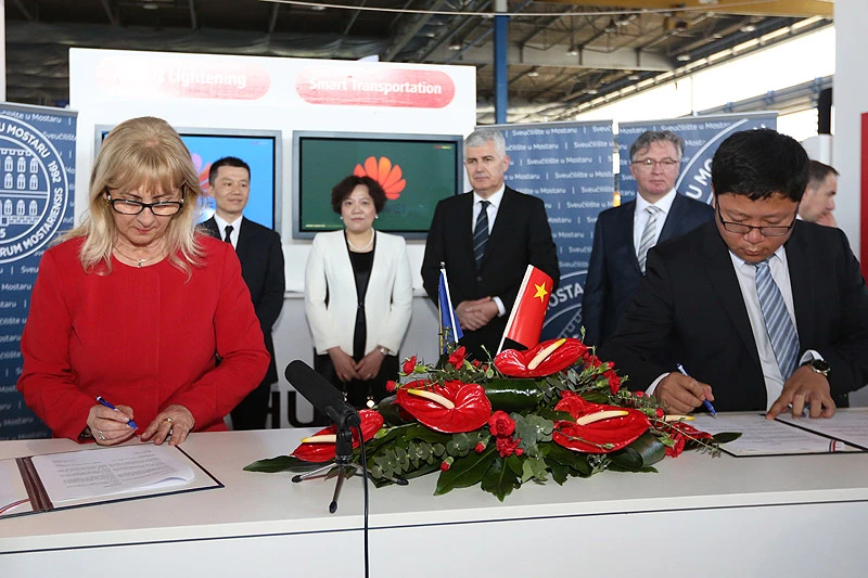 Huawei će stipendirati mostarske studente