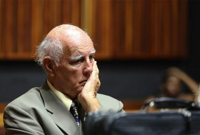 Bob Hewitt izbačen iz teniske Kuće slavnih