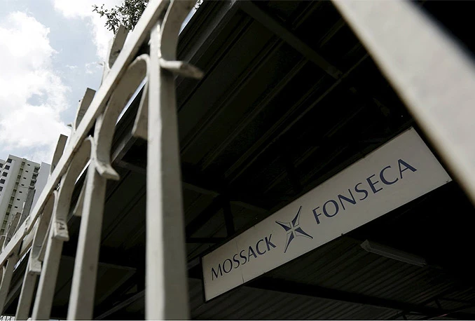 Panama: 'Pukla' ljubav između Mossacka i Fonsece