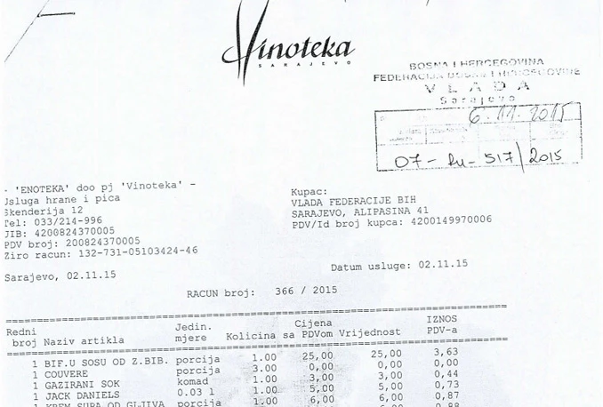 Premijer ministre častio sa šest kilograma janjetine, a izaslanstvo MMF-a hobotnicom
