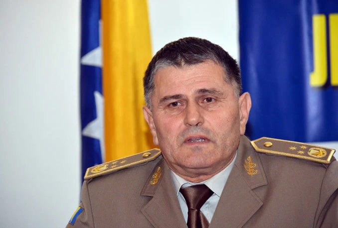 Tko ublažava napad na Jeleča?