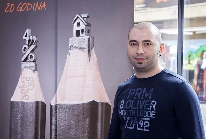Umjetnik pravi skulpture od srca grafitne olovke