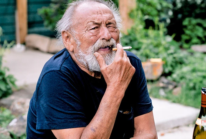 Preminuo pisac Jim Harrison