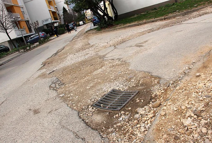 Mostar: Vodovod završio s radovima, Grad čeka lijepo vrijeme