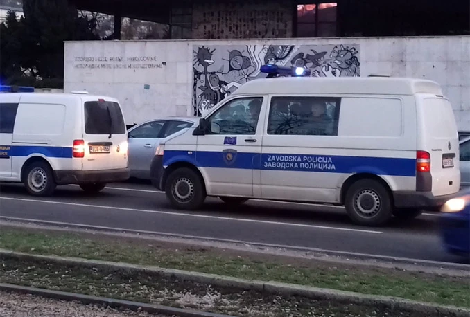 Fahrudin Radončić zadržan u bolnici