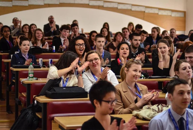 Deseta konferencija MUN-a na Koledzˇu ujedinjenog svijeta