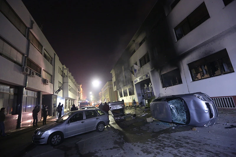 7.2.2014. – Kako je gorio Mostar