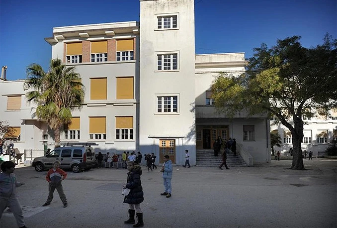 Sedmaši napali profesoricu povijesti