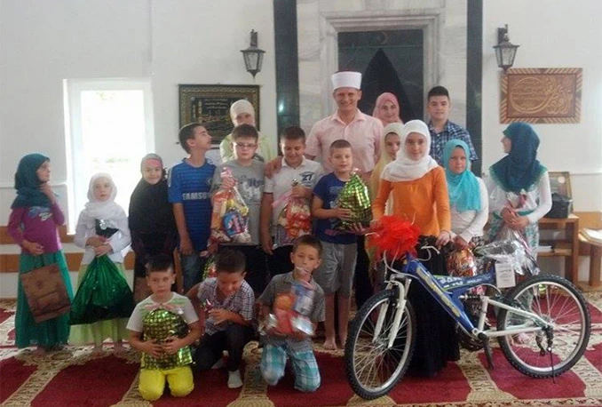 Džemat Podgorani svakoj novorođenoj bebi 100 KM