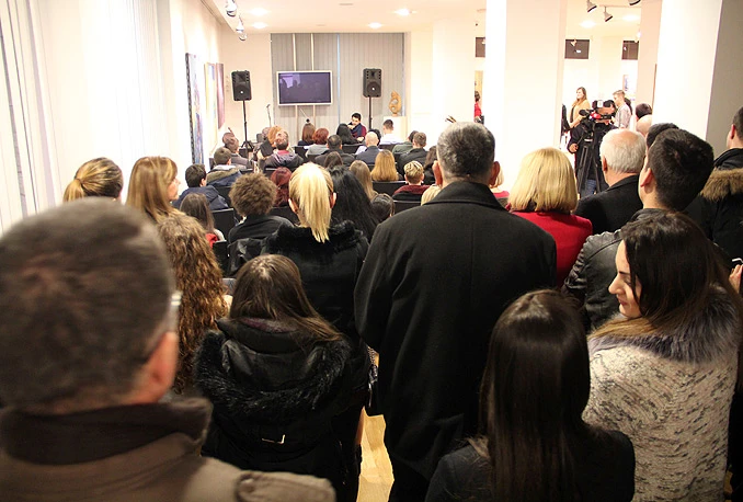 Mladi i iskusni književnici pred mostarskom publikom