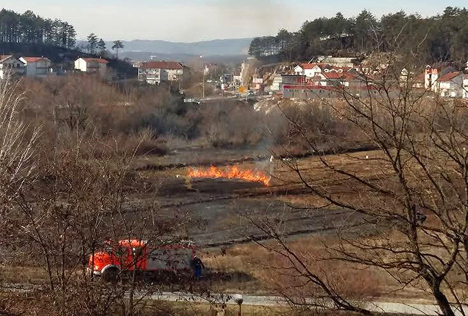 Široki Brijeg: Požar na Vracama