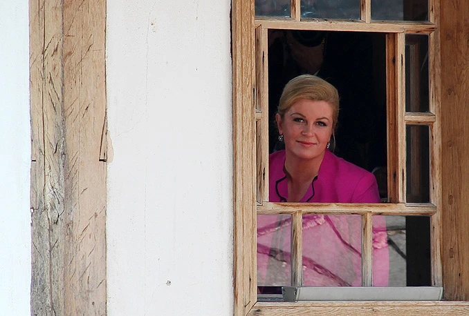 Kolinda u sukobu interesa: Novac od države dala HDZ-u