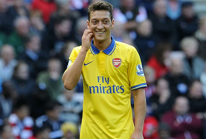 Mesut Özil najbolji nogometaš Njemačke u 2015. godini