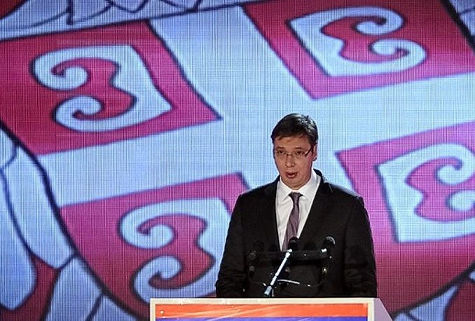 Vučić ne želi pritiscima utjecati na Dodika