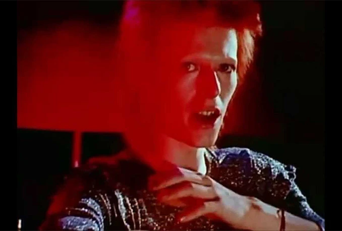 I svemir tuguje za Bowijem: Opraštanje od genija na društvenim mrežama
