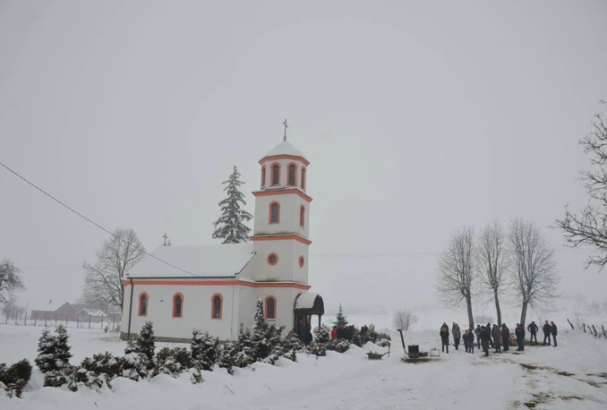 Badnjak u podgrmečkom kraju Bosanske Krupe