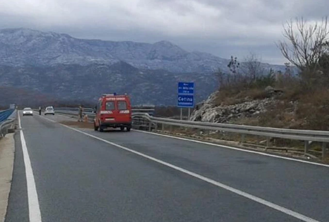 Skrivio nesreću pa se bacio u kanjon Cetine