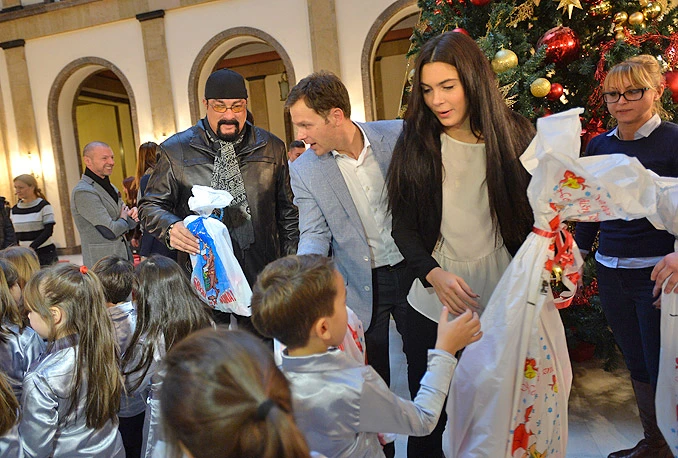 Holivudski glumac Steven Seagal svira u Beogradu na dočeku Nove godine