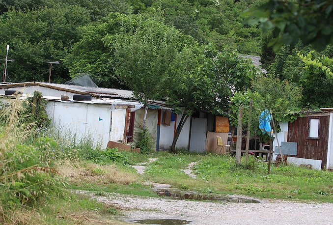BiH: Planira se zatvaranje 121 kolektivnog centra