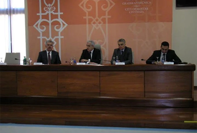Bešlić: Krajnje je vrijeme da se suočimo s maloljetničkom delikvencijom