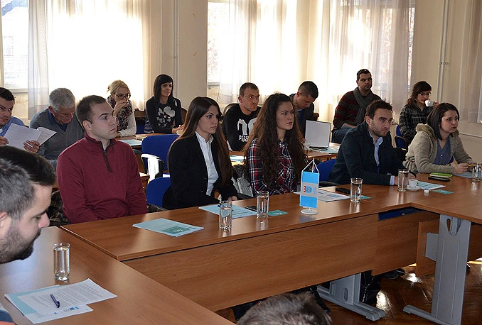 U Širokom Brijegu održan Regionalni dijalog o zapošljavanju mladih