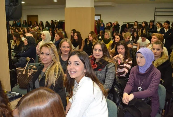 U Mostaru održana trbina "Šapućem ti kao Sara Sabri"