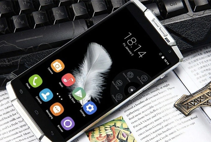 Konačno mobitel čija baterija traje do 15 dana