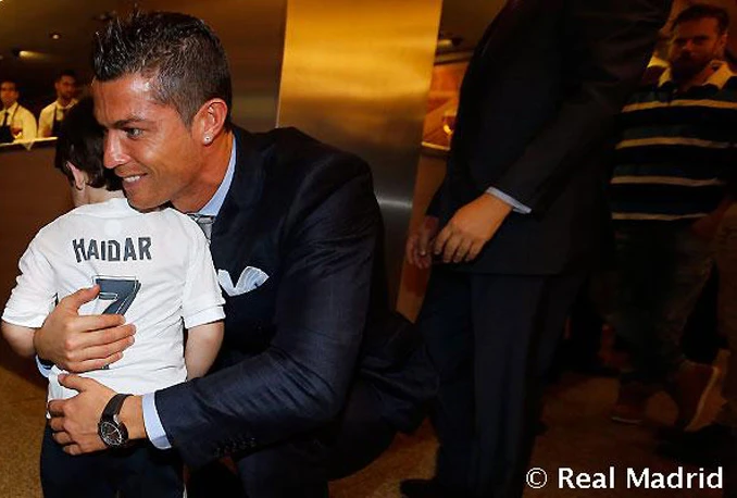 Dirljivo: Ronaldo upoznao dječaka koji je izgubio roditelje