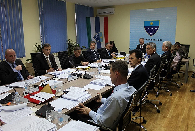 Proračun HNŽ bez deficita, uštede na plaćama zaposlenih
