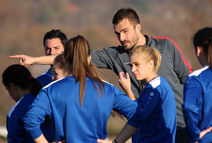 Izbornik hrvatske reprezentacije odradio trening sa Širokobriježankama