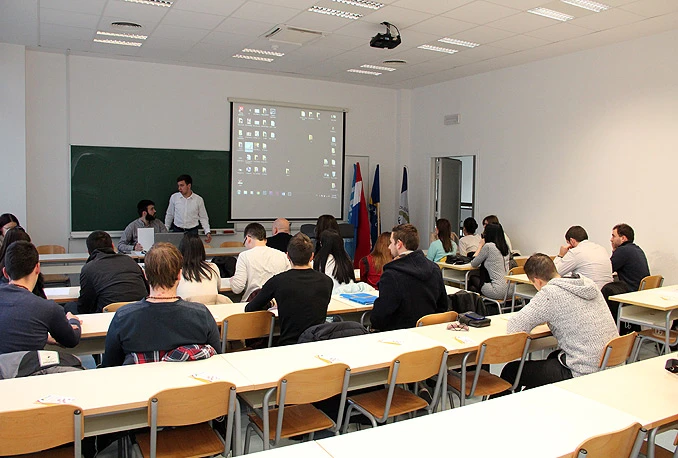 Mostar: Predstavljen Zbornik studentskih radova "Mladi i Dayton-20 godina poslije''