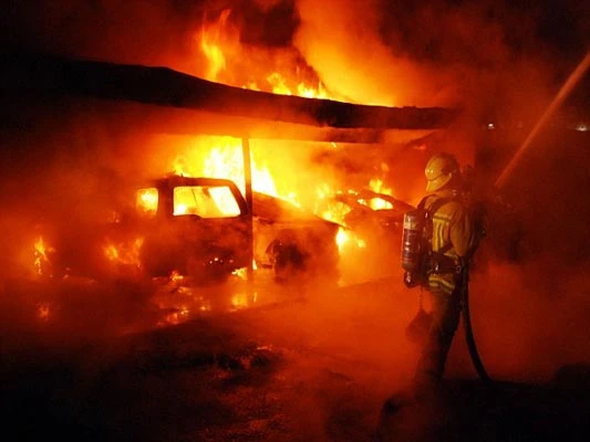 Eksplozija i požar probudili Zeničane
