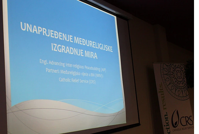 Livanjski svećenik, sveštenik i efendija zajedničkom kavom daju primjer 