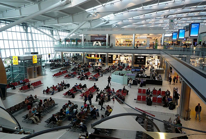Evakuiran aerodrom zbog sumnjivog paketa