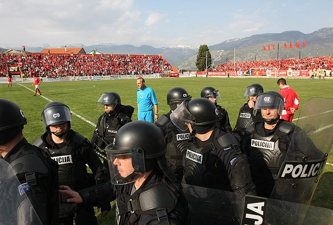 Mostarska policija na vježbama suzbijanja nereda