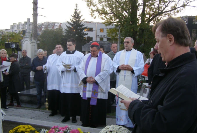 Blagdan Svih Svetih na sarajevskom groblju sv.Josip