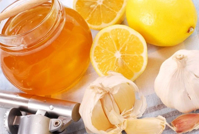 Prirodni lijekovi za upalu grla koji pomažu odmah!