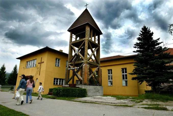 Nema zemlje za vjernike: Općina želi prevariti crkvu