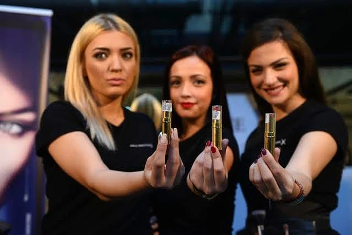 Sočne usne tijekom cijelog dana