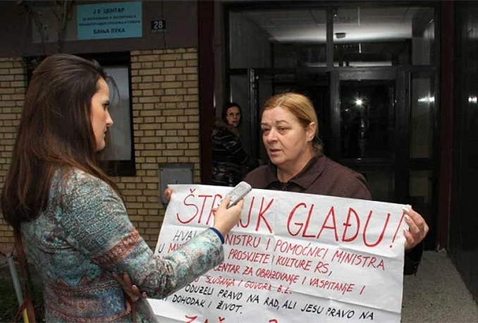 Radnica Centra za obrazovanje peti dan štrajka glađu