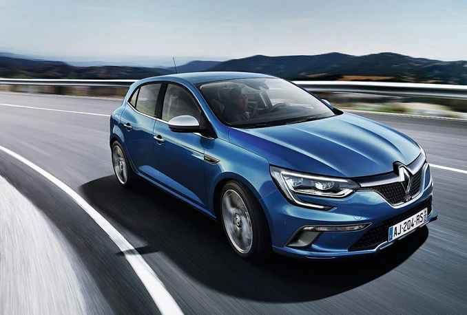 Novi Renault Megane - prvi kompakt sa 4Control šasijom