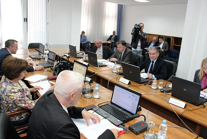 Vlada FBiH: Za sanaciju cesta u Čitluku i Stocu 140.000 KM